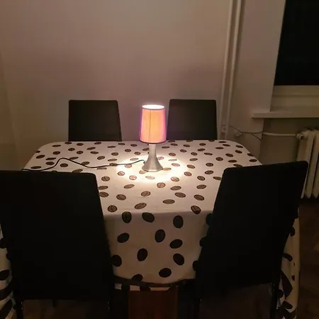Apartament 2 Pokojowy, 50m2 W Samym Centrum Gdyni グディニャ